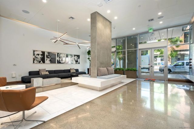 321 10th Ave. 2208, San Diego, CA 92101