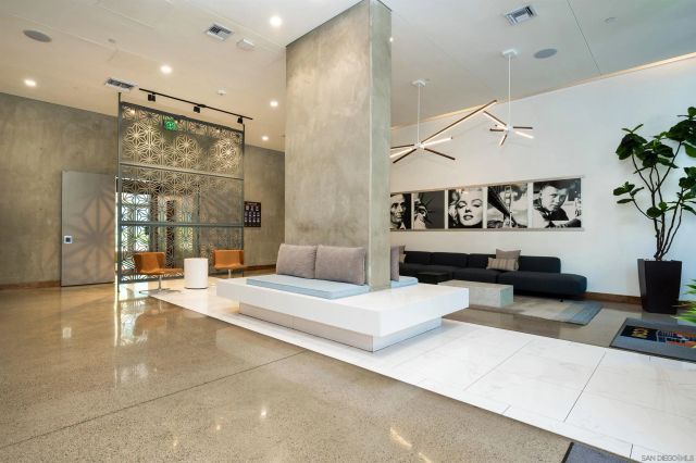 321 10th Ave. 2208, San Diego, CA 92101