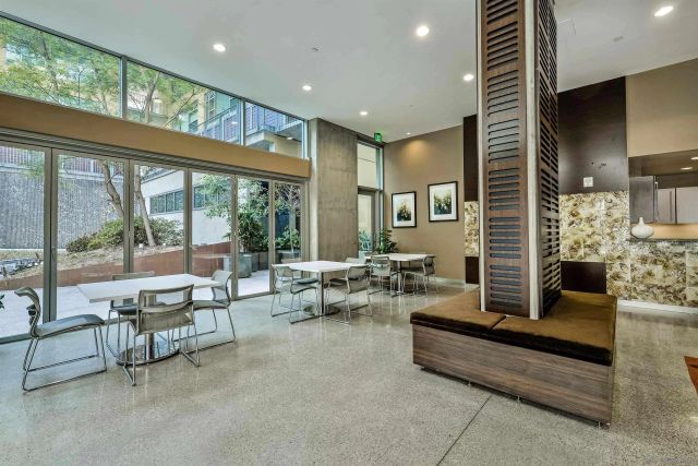 321 10th Ave. 2208, San Diego, CA 92101