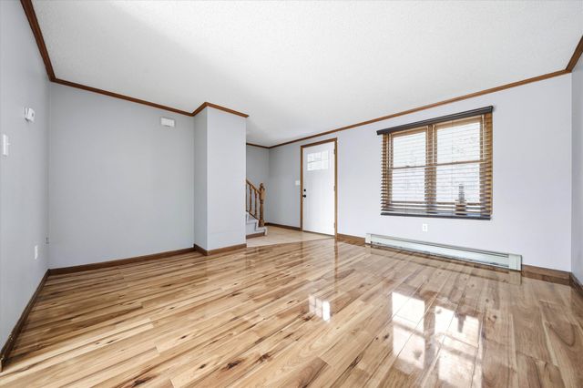 24 Etta Ln Unit 3, Weare, NH 03281