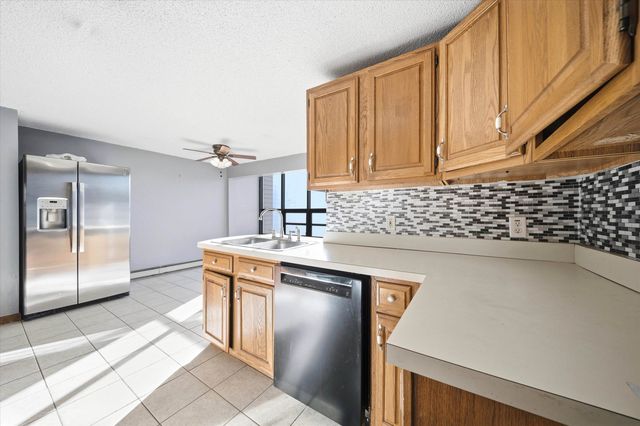 24 Etta Ln Unit 3, Weare, NH 03281