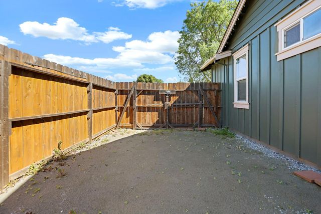 312 Copper Crest Dr, Copperopolis, CA 95228