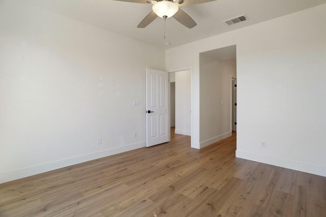 312 Copper Crest Dr, Copperopolis, CA 95228