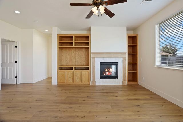 312 Copper Crest Dr, Copperopolis, CA 95228