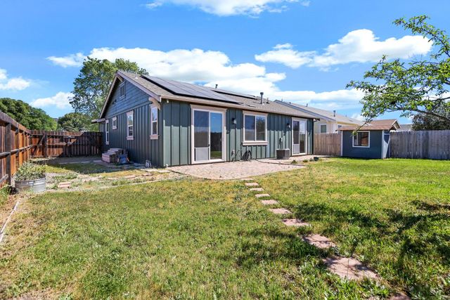 312 Copper Crest Dr, Copperopolis, CA 95228