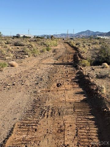 Lot B N Bibo Road, Golden Valley, AZ 86413