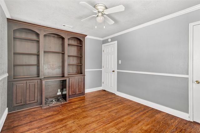 4319 Glenhaven Boulevard, Dallas, TX 75211