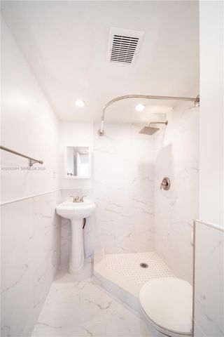13120 SW 92nd Ave B-PH6, Miami, FL 33176