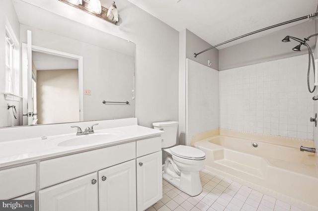 2408 MALLARD LN, Downingtown, PA 19335