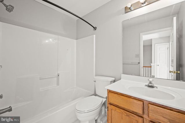 2408 MALLARD LN, Downingtown, PA 19335