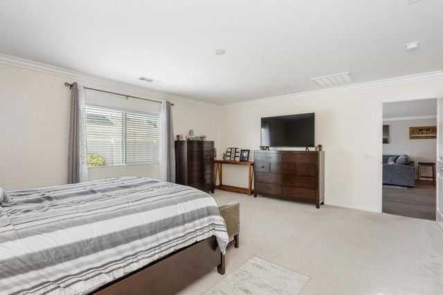 434 W Fruitvale Avenue, Hemet, CA 92543