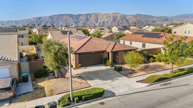 434 W Fruitvale Avenue, Hemet, CA 92543