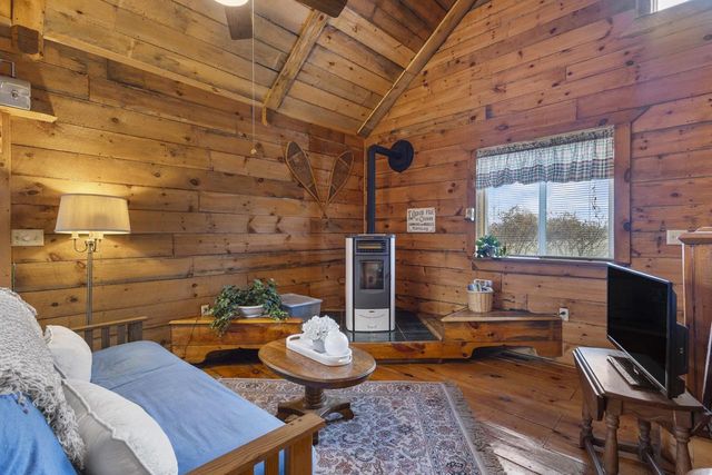 24860 Keysville Ridge, Richland Center, WI 53581