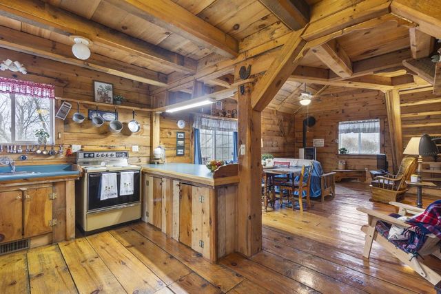 24860 Keysville Ridge, Richland Center, WI 53581