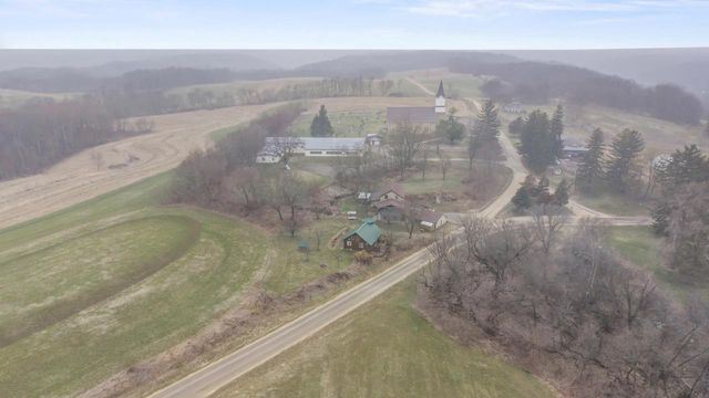 24860 Keysville Ridge, Richland Center, WI 53581