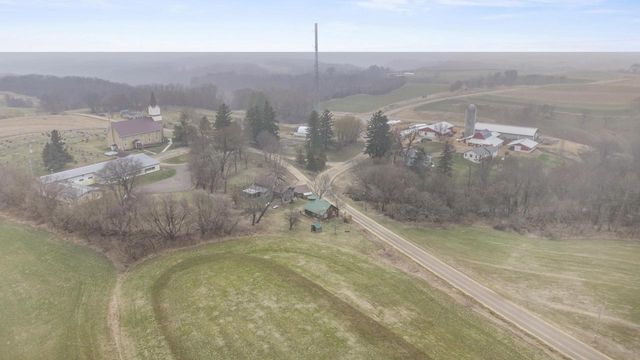 24860 Keysville Ridge, Richland Center, WI 53581