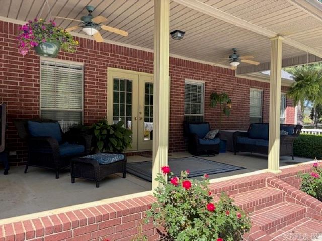 410 Deerwood Lane, Nashville, AR 71852