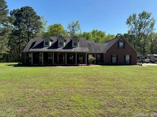 410 Deerwood Lane, Nashville, AR 71852