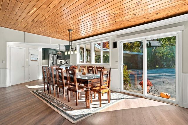 10 Farmer Road, Hooksett, NH 03106