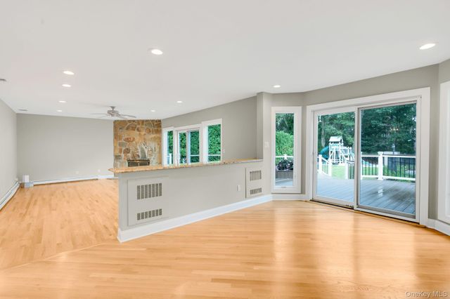 32 Annandale Road, Commack, NY 11725