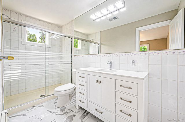 32 Annandale Road, Commack, NY 11725