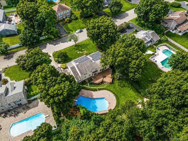 32 Annandale Road, Commack, NY 11725