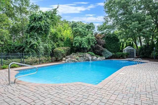 32 Annandale Road, Commack, NY 11725