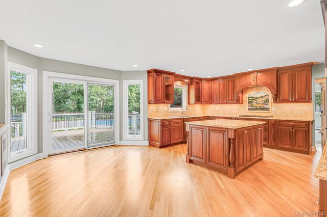 32 Annandale Road, Commack, NY 11725