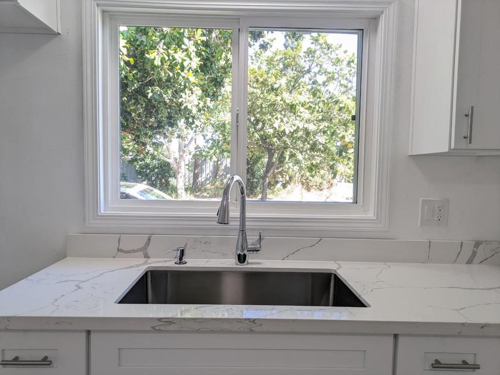 Image 15 of property listing at 194 S 24th Street, San Jose, CA 95116