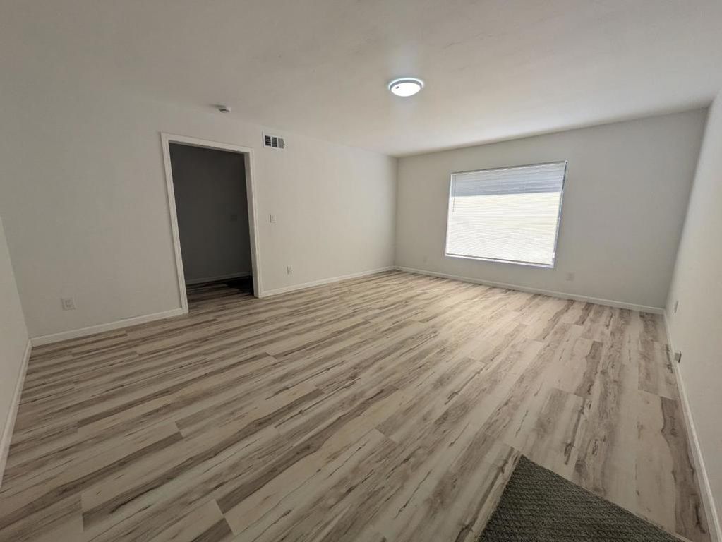 Image 17 of property listing at 194 S 24th Street, San Jose, CA 95116