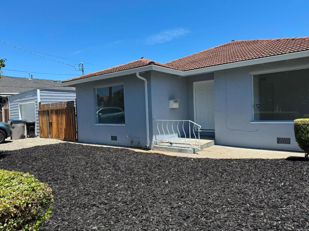 Image 5 of property listing at 194 S 24th Street, San Jose, CA 95116