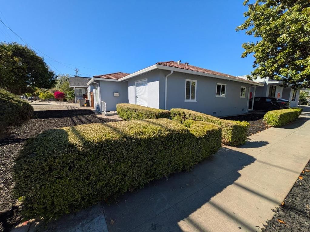 Image 6 of property listing at 194 S 24th Street, San Jose, CA 95116