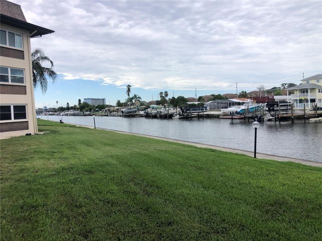 4660 MARINE PARKWAY 304, New Port Richey, FL 34652