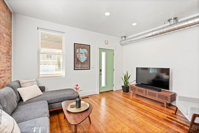 3120 Hackberry Street, Cincinnati, OH 45207