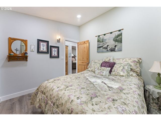 89042 W RANDOLPH Ln, Bandon, OR 97411