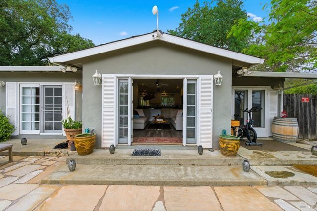 4405 Silverado Trl, Calistoga, CA 94515