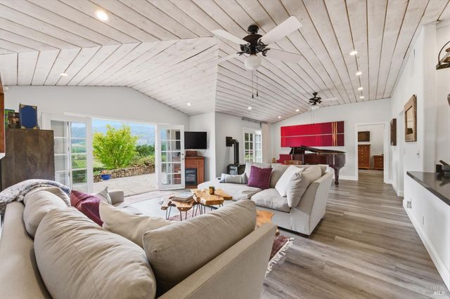 4405 Silverado Trl, Calistoga, CA 94515