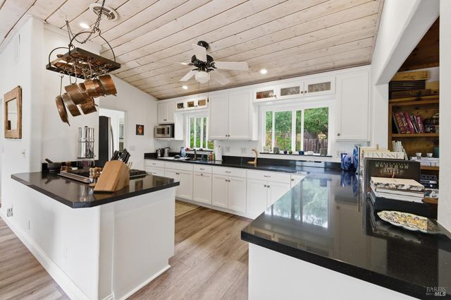 4405 Silverado Trl, Calistoga, CA 94515