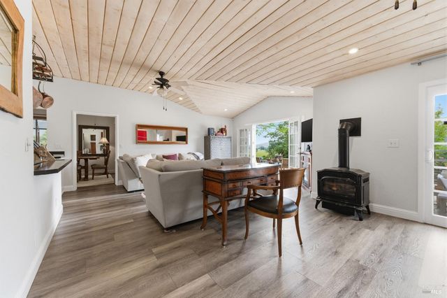 4405 Silverado Trl, Calistoga, CA 94515