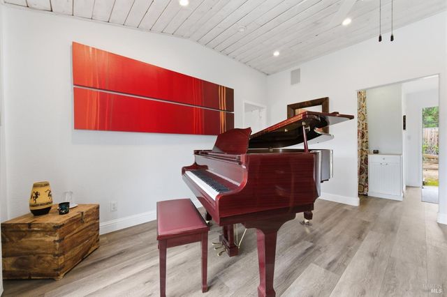 4405 Silverado Trl, Calistoga, CA 94515