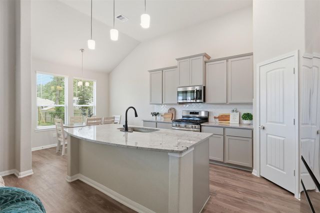6310 Fawn Path Drive, Conroe, TX 77303