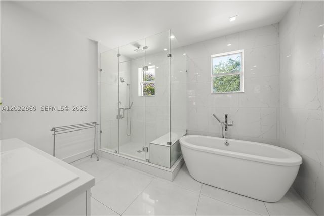 5700 SW 86th St, South Miami, FL 33143