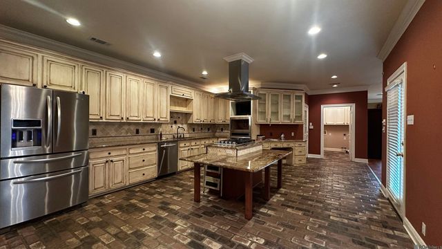 10642 Molly Ave, Baton Rouge, LA 70810