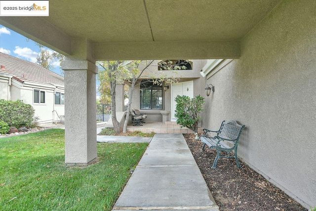 1915 Edgeview Way, Discovery Bay, CA 94505