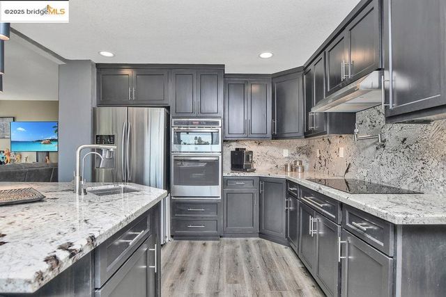 1915 Edgeview Way, Discovery Bay, CA 94505