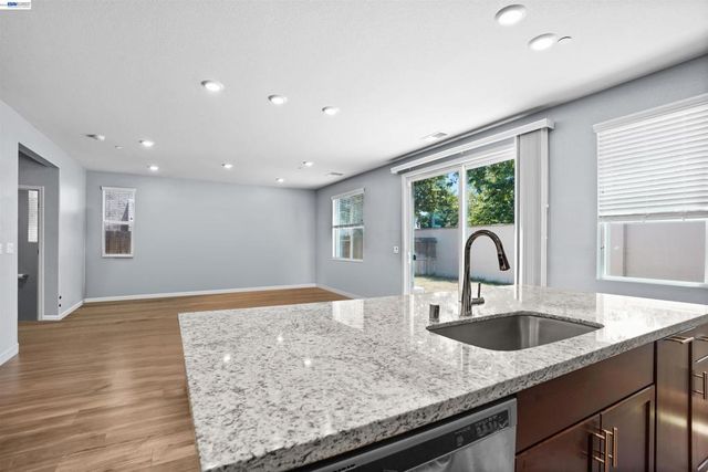 281 Agata Way, Oakley, CA 94561
