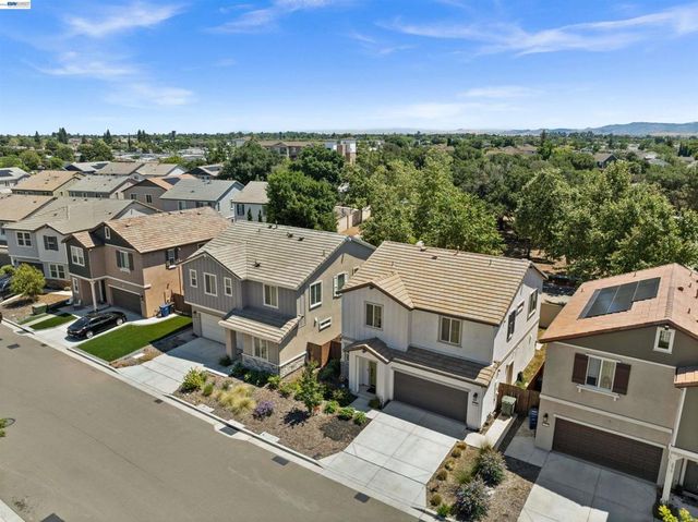281 Agata Way, Oakley, CA 94561
