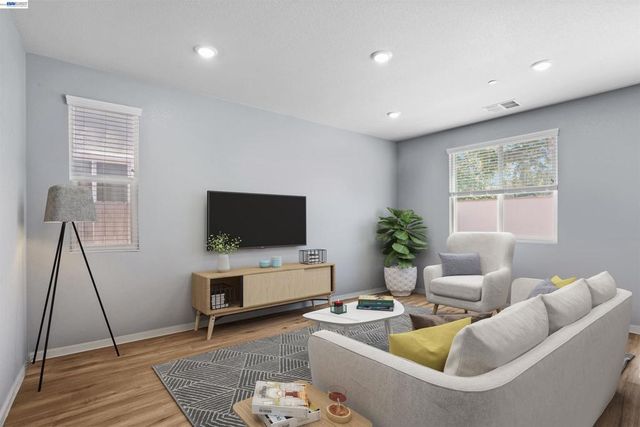 281 Agata Way, Oakley, CA 94561