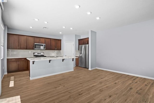 281 Agata Way, Oakley, CA 94561