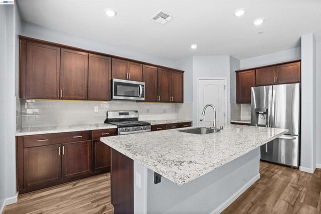 281 Agata Way, Oakley, CA 94561